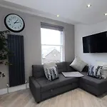 Priory Street Apartment 4